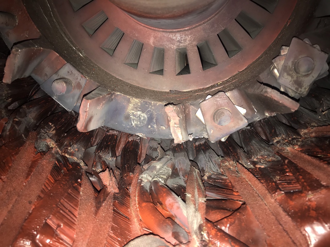 Motor 3 pha bị cháy cuộn dây