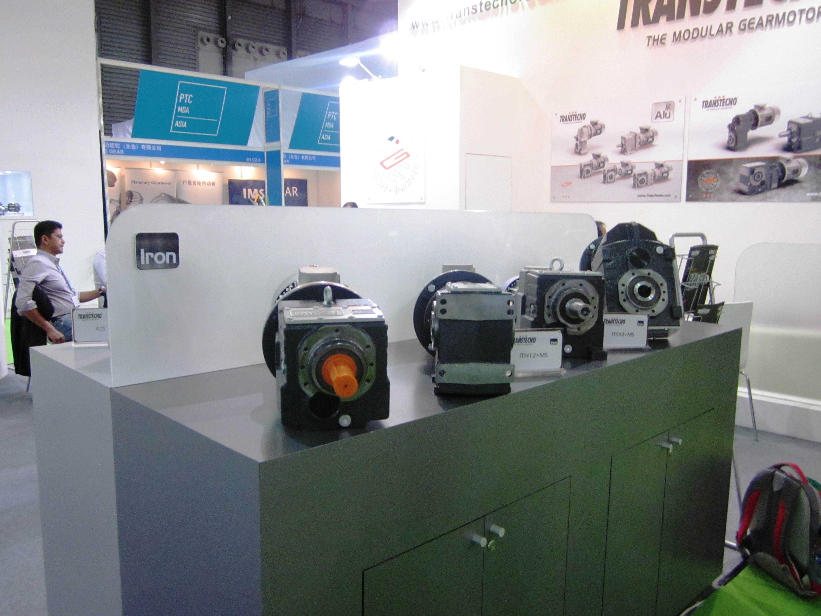 Giảm tốc 2 cấp